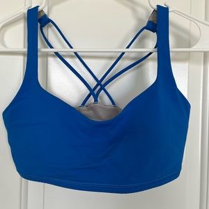 Like new! Lululemon free to be bra !